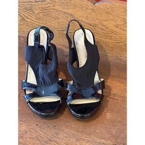 Adrienne Vittadini black open toe shoes Size 7